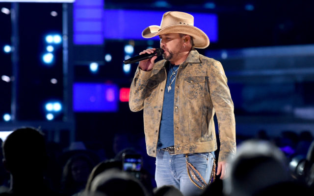 Jason Aldean, Brett Young, Mitchell Tenpenny & Dee Jay Silver at Walmart Arkansas Music Pavilion