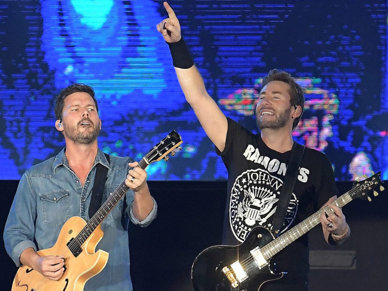 Nickelback, Brantley Gilbert & Josh Ross at Walmart Arkansas Music Pavilion